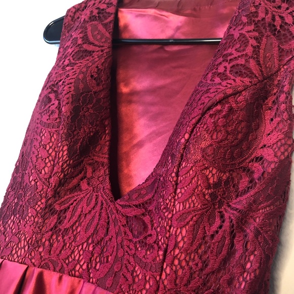 Red Elegant Prom Dress/Gown - Picture 2 of 6